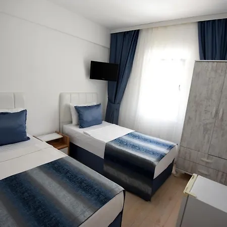 Capaci Hotel 2*