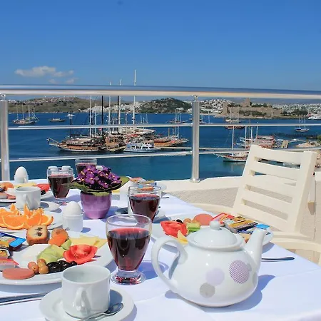 Capaci Hotel 2*
