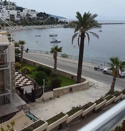 Capaci Hotel 2*
