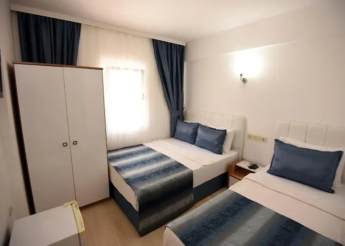 Hotel Capaci 2*