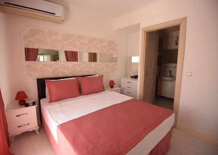 Hotel Capaci 2*